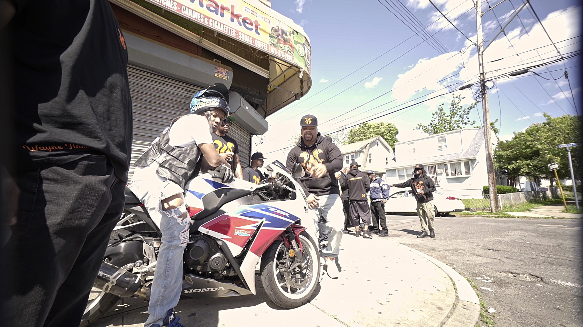 SaintVillainz (feat. Broadway Debz & Tom Gist)
